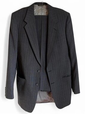 Dimitri Classic Men's Dark Gray Pinstripe Suit - Modern Tailored Style
